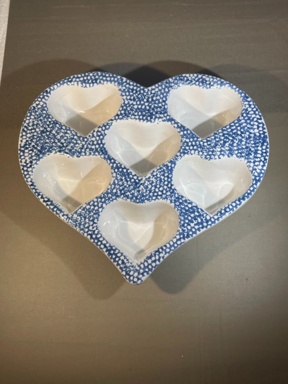 Vintage Blue Sponge Ceramic Heart Shaped Muffin Pan NIB (868)